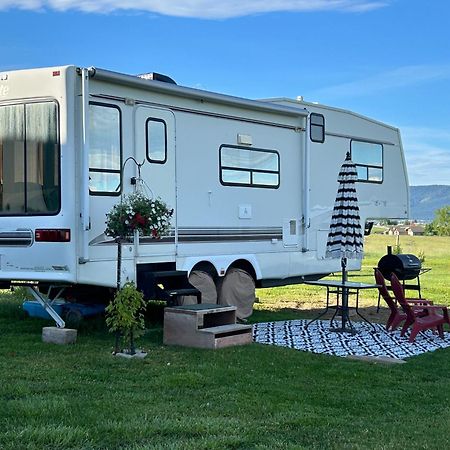 شقة Mission Mountain Camper Saint Ignatius المظهر الخارجي الصورة